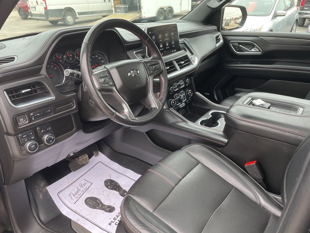 Used 2021 Chevrolet Tahoe RST w/ Luxury Package image 3