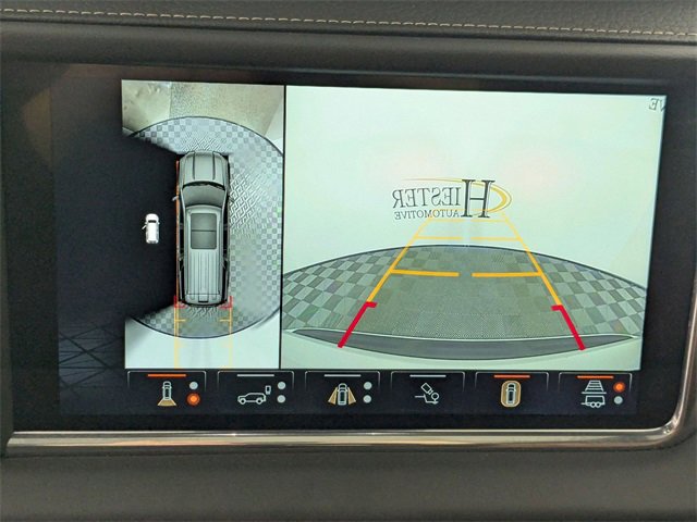 Used 2023 GMC Yukon Denali Ultimate image 23