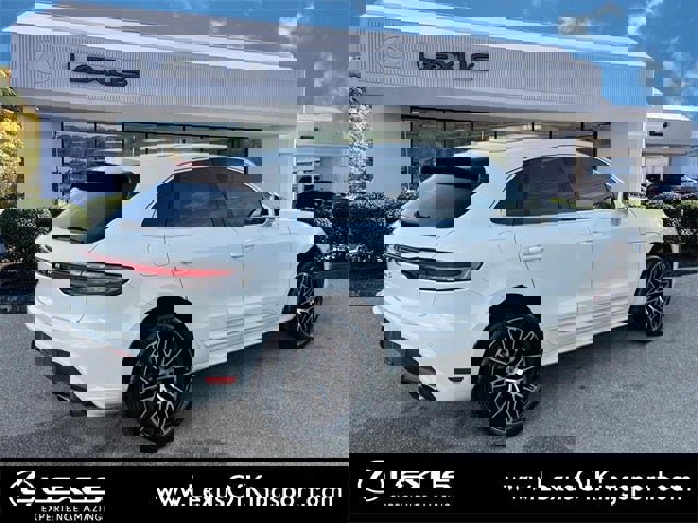 Used 2024 Porsche Macan S image 5