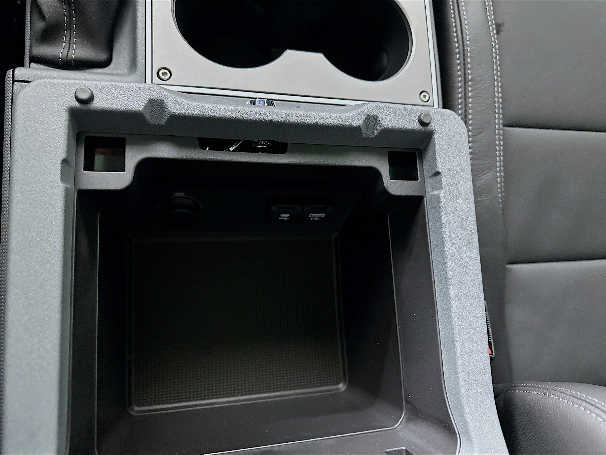 New 2026 INEOS Grenadier Fieldmaster Edition image 30