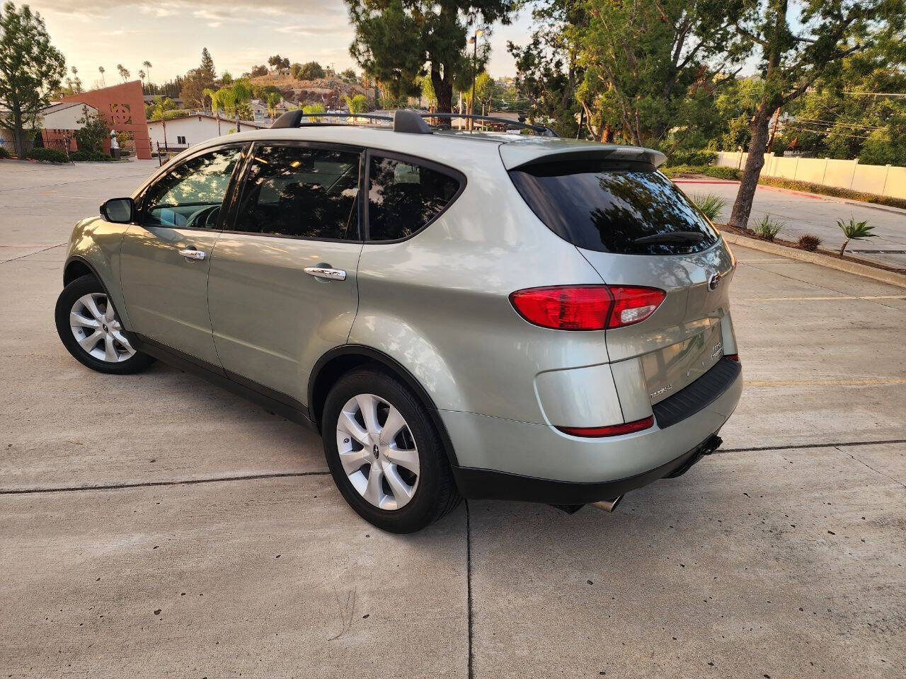 Used 2006 Subaru Tribeca Limited AWD/4WD image 5