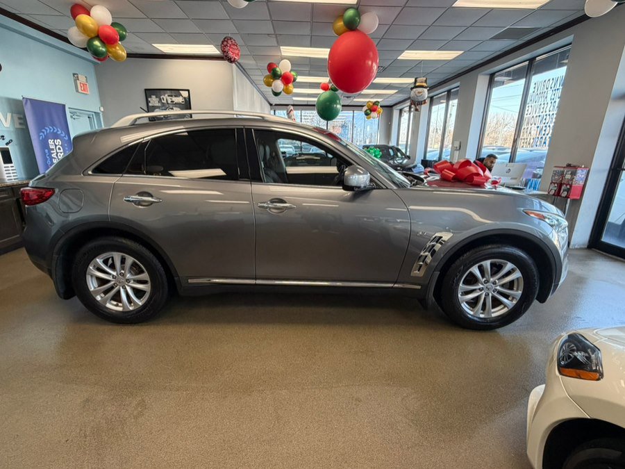 Used 2016 INFINITI QX70 2WD w/ Premium Package image 15