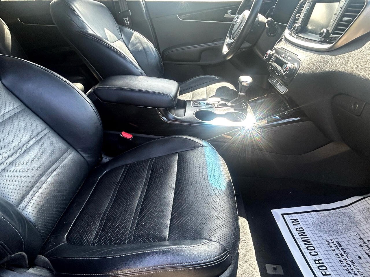 Used 2019 Kia Sorento EX image 18