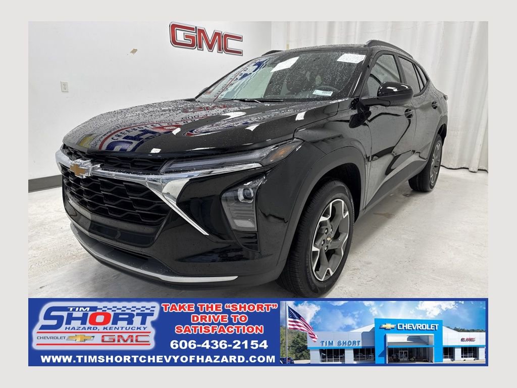 New 2026 Chevrolet Trax LT FWD image 1
