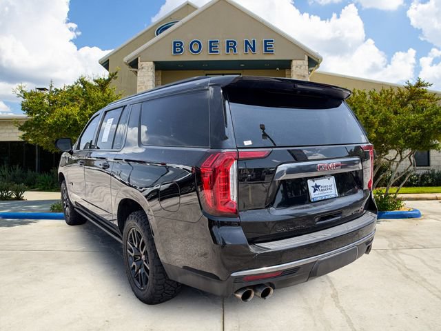 Used 2023 GMC Yukon XL AT4 w/ AT4 Premium Plus Package AWD/4WD image 3