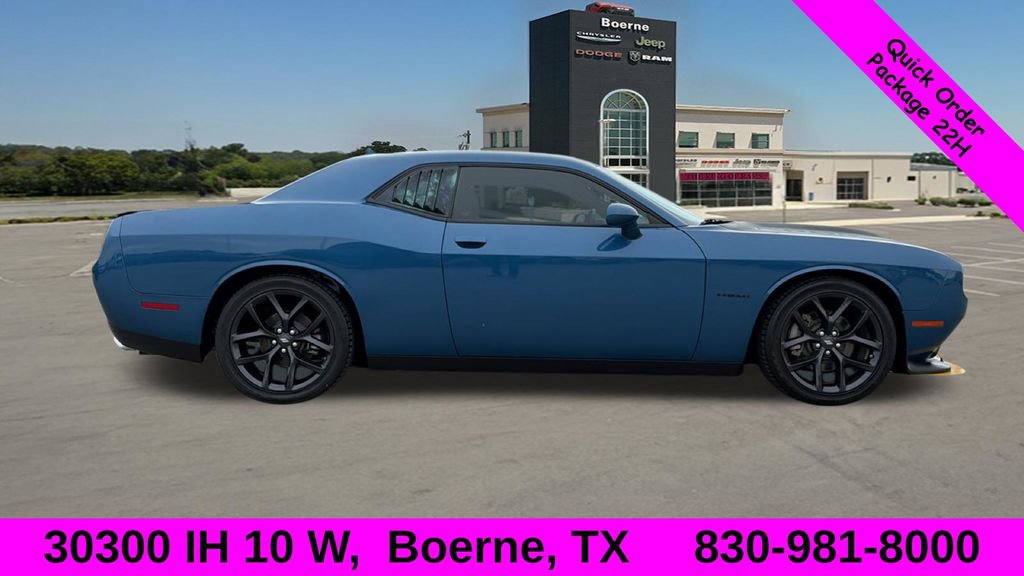 Used 2022 Dodge Challenger R/T w/ Blacktop Package RWD image 2