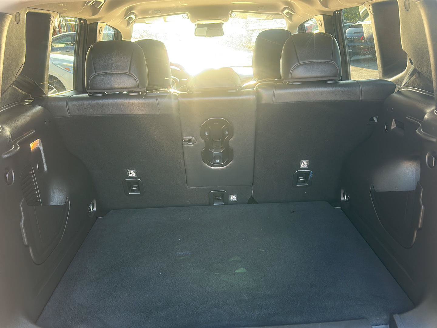 Used 2022 Jeep Renegade Limited AWD/4WD image 15