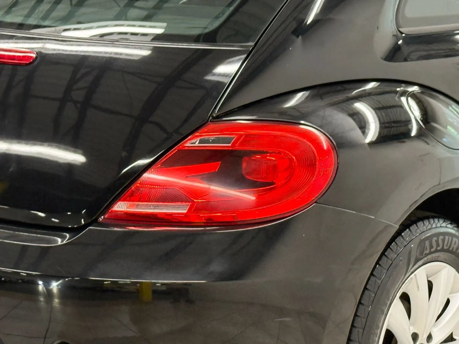 Used 2014 Volkswagen Beetle 1.8T FWD image 10