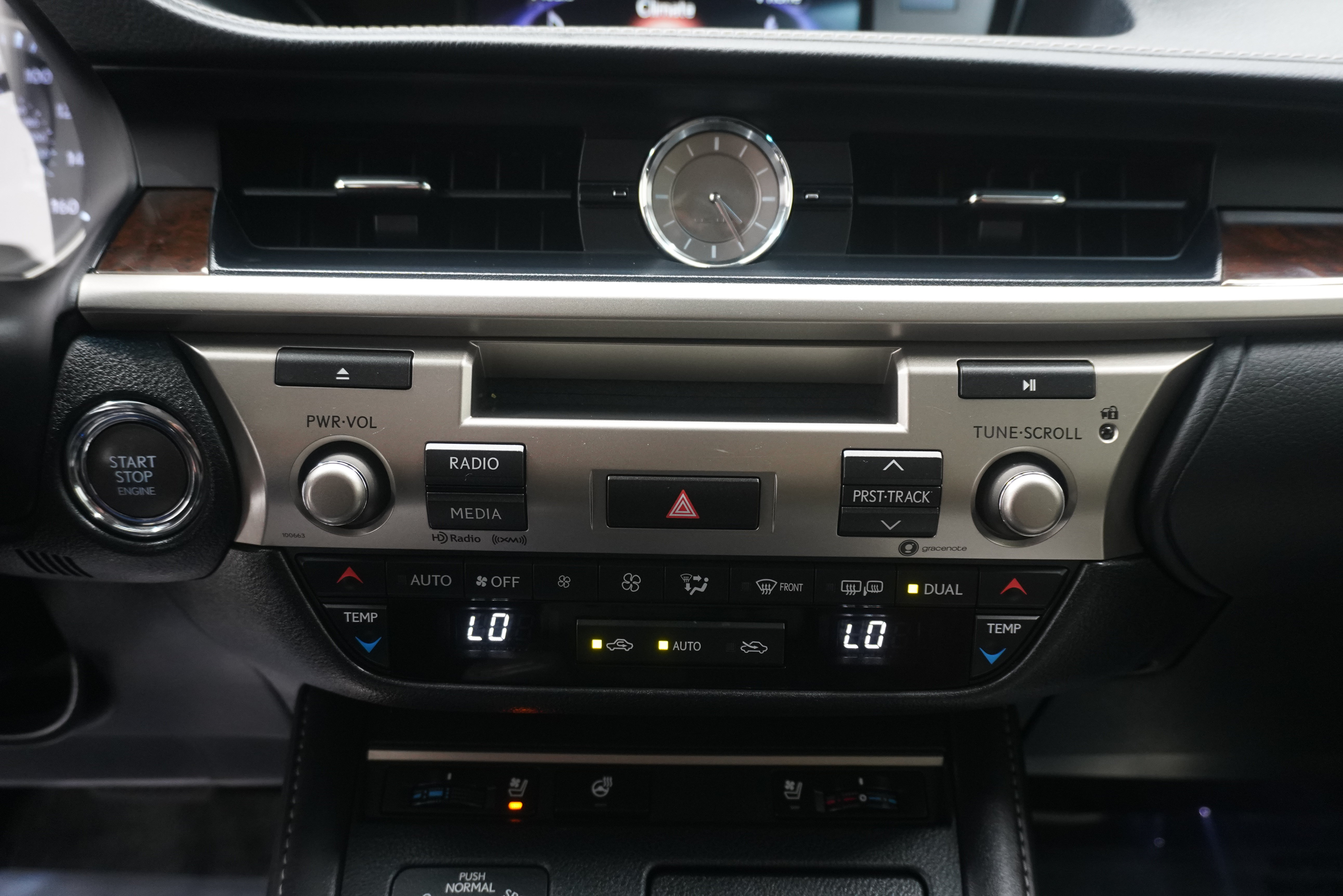 Used 2017 Lexus ES 350 w/ Premium Package FWD image 22