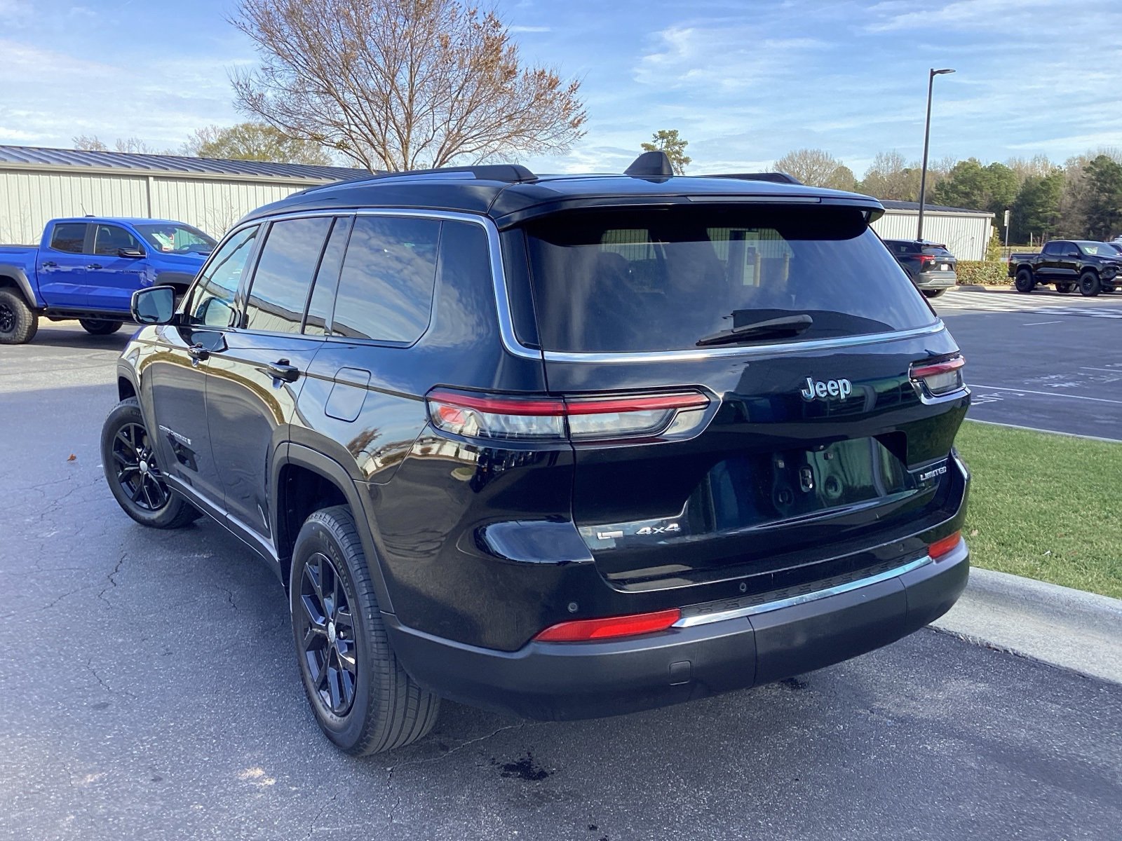 Used 2021 Jeep Grand Cherokee L Limited image 2