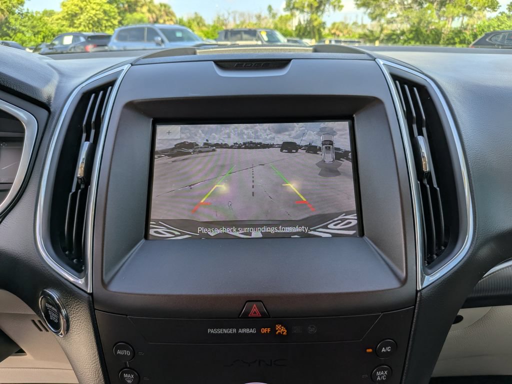 Used 2020 Ford Edge Titanium FWD image 24