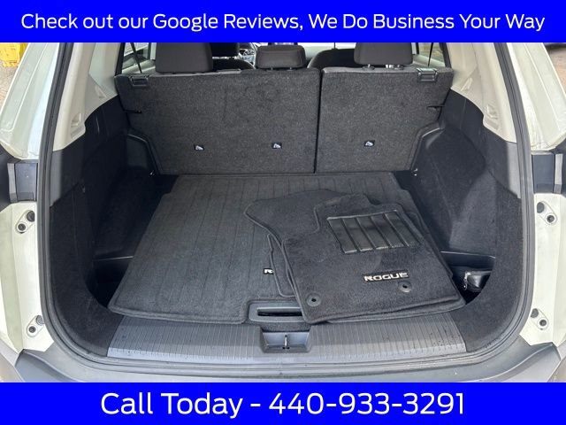 Used 2023 Nissan Rogue SV image 24