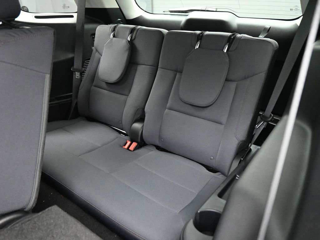 New 2025 Ford Explorer Active image 21