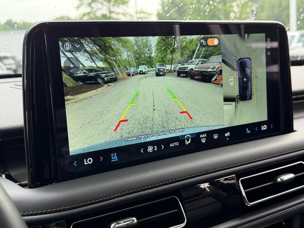 New 2026 Lincoln Aviator Reserve w/ Luxury Package AWD/4WD image 25