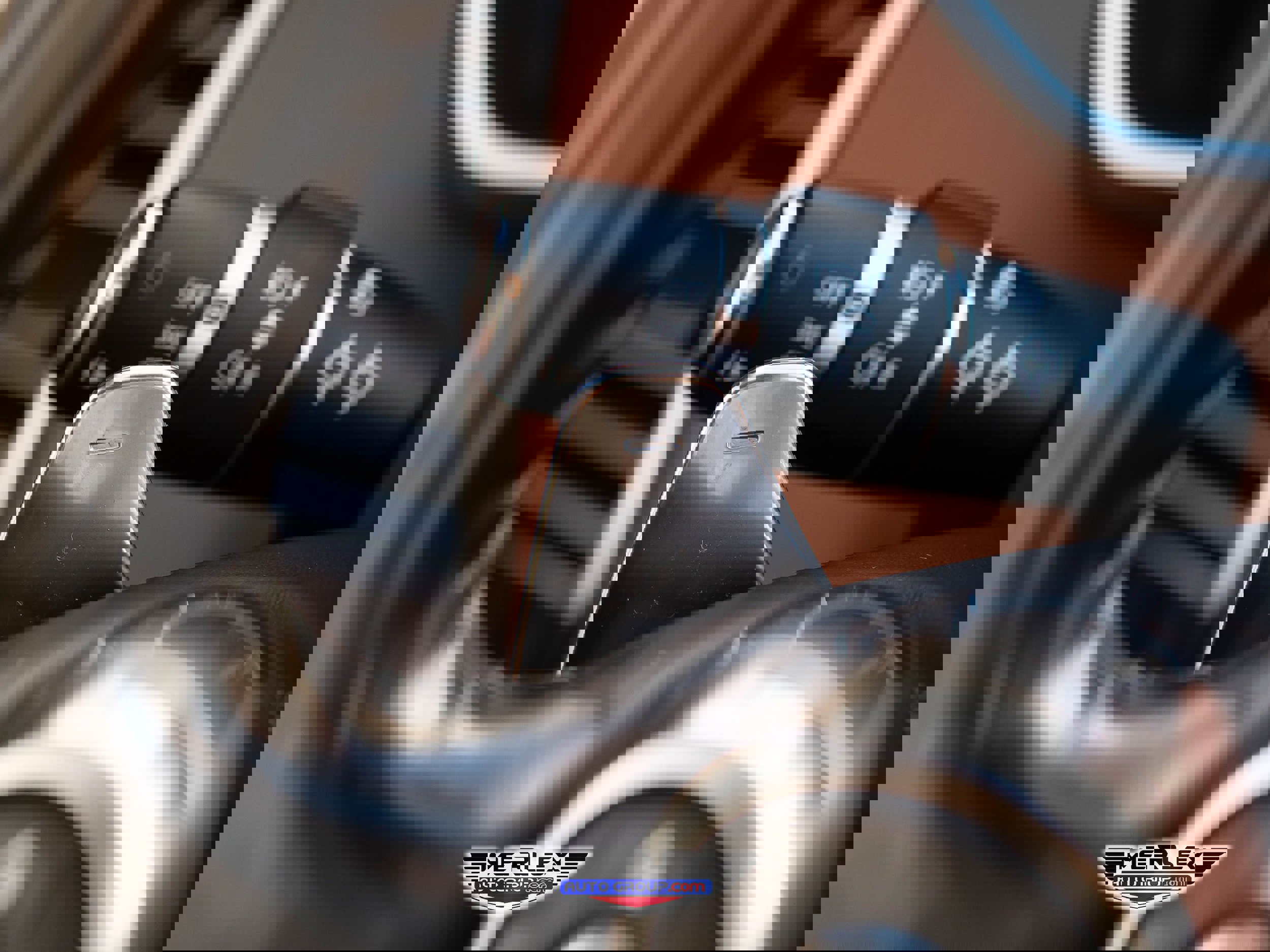 Used 2017 Land Rover Range Rover Autobiography image 32