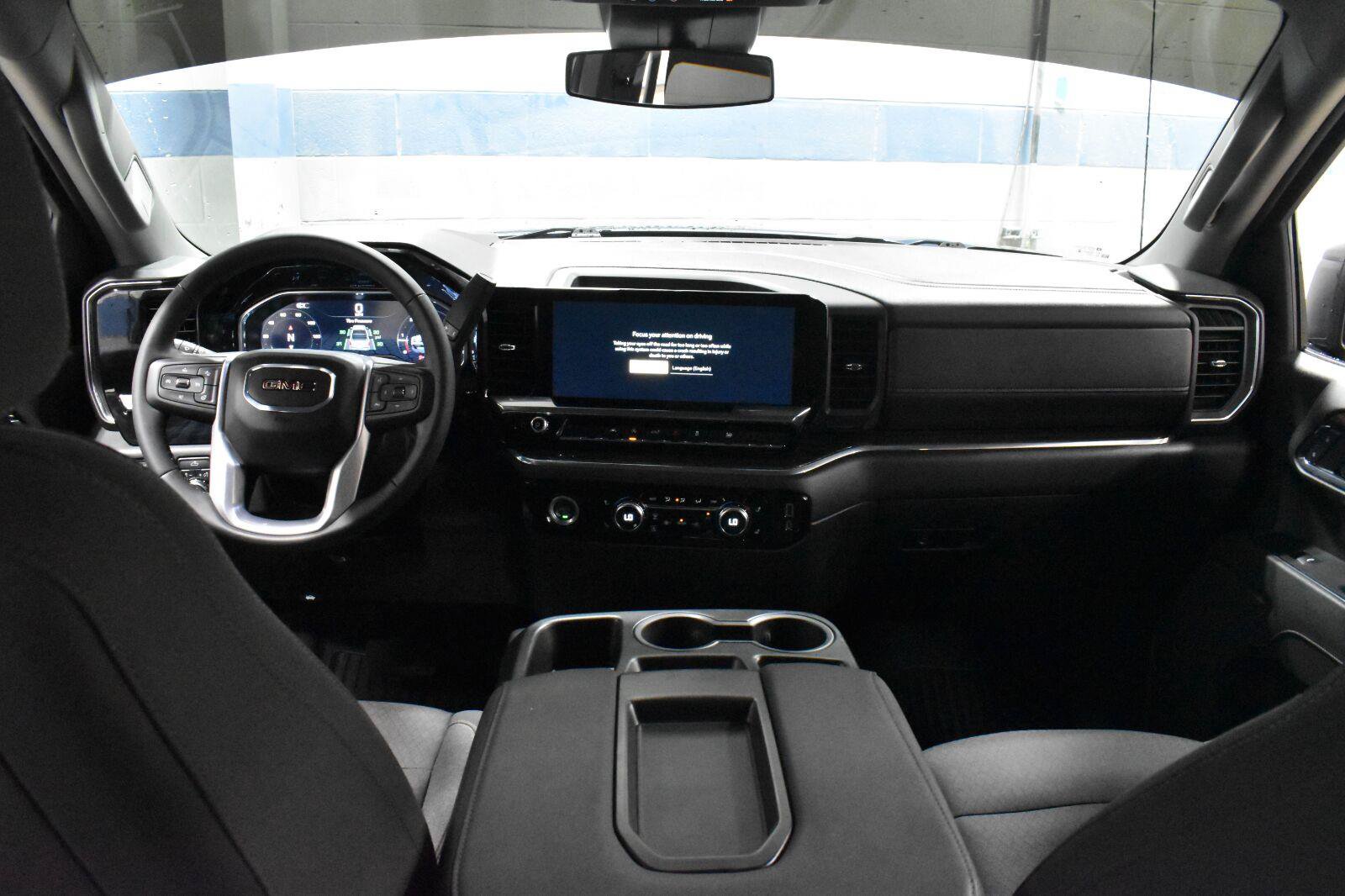 Used 2024 GMC Sierra 1500 Elevation AWD/4WD image 5