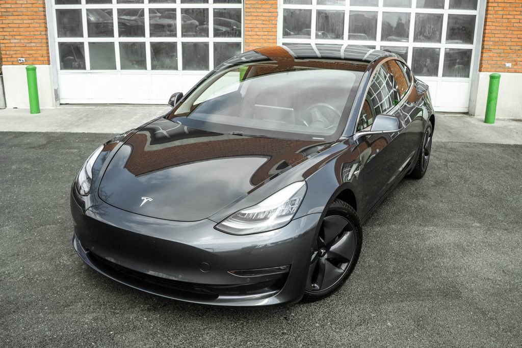 Used 2018 Tesla Model 3 Long Range AWD/4WD image 2