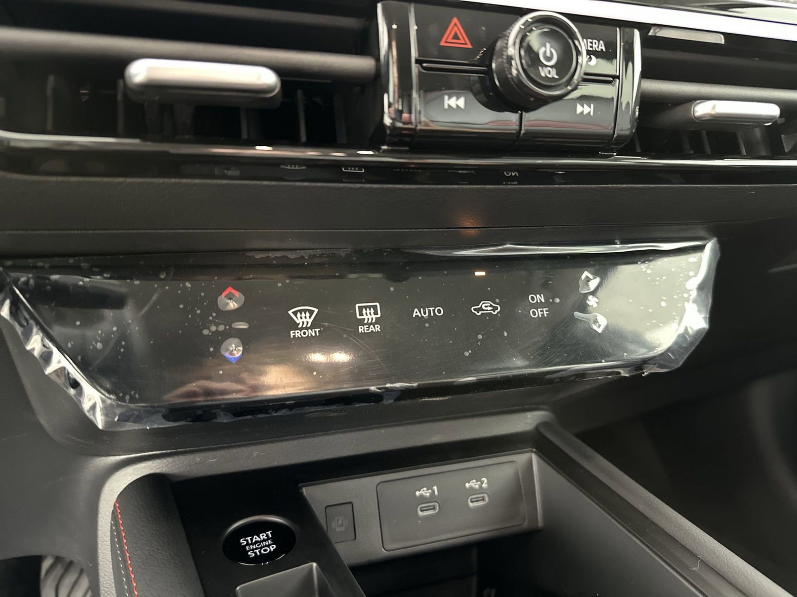 New 2025 Nissan Kicks SR image 25