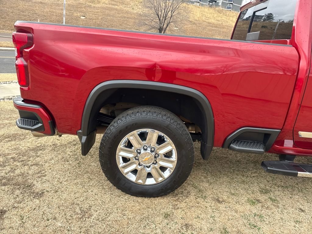 Used 2024 Chevrolet Silverado 2500 High Country AWD/4WD image 35