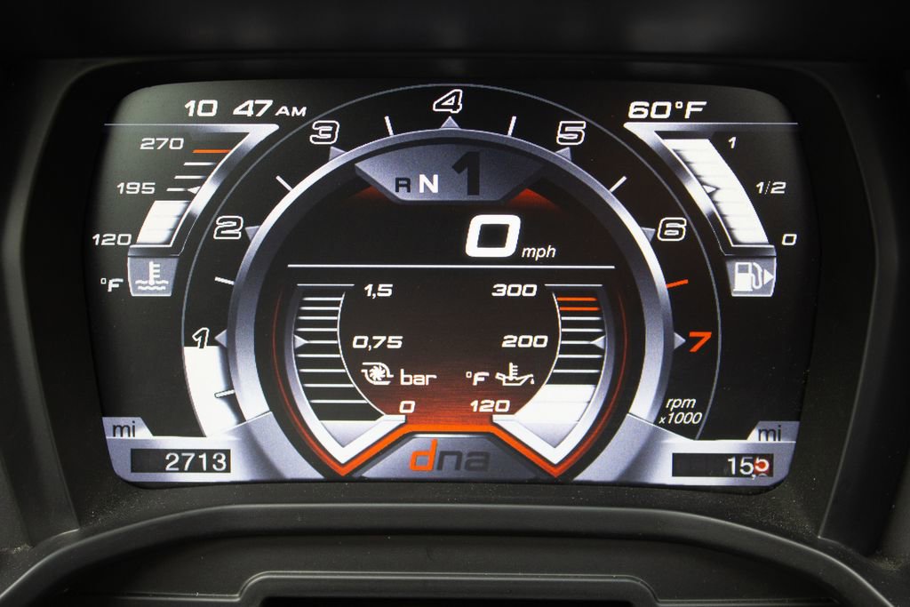 Used 2016 Alfa Romeo 4C Spider w/ Spider Track Package 4 image 15