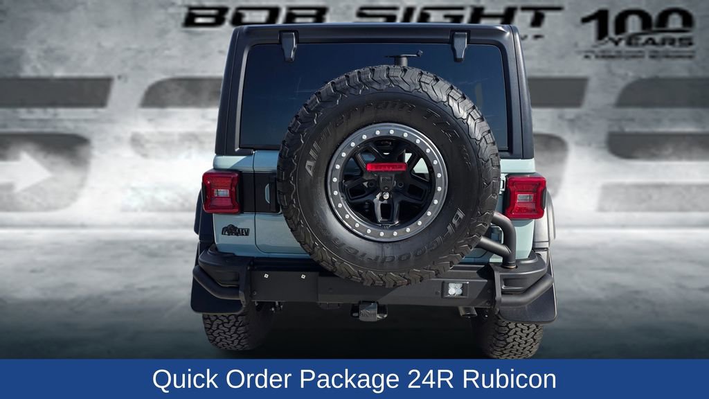 Used 2024 Jeep Wrangler Unlimited Rubicon w/ Technology Group image 7