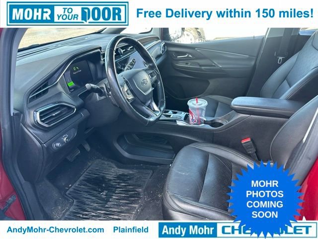 Used 2023 Chevrolet Bolt LT w/ Infotainment Package FWD image 3