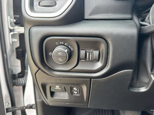 Used 2021 RAM 1500 Laramie w/ Laramie Southwest Edition RWD image 28
