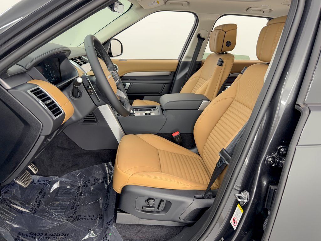 New 2026 Land Rover Discovery Limited Edition AWD/4WD image 5