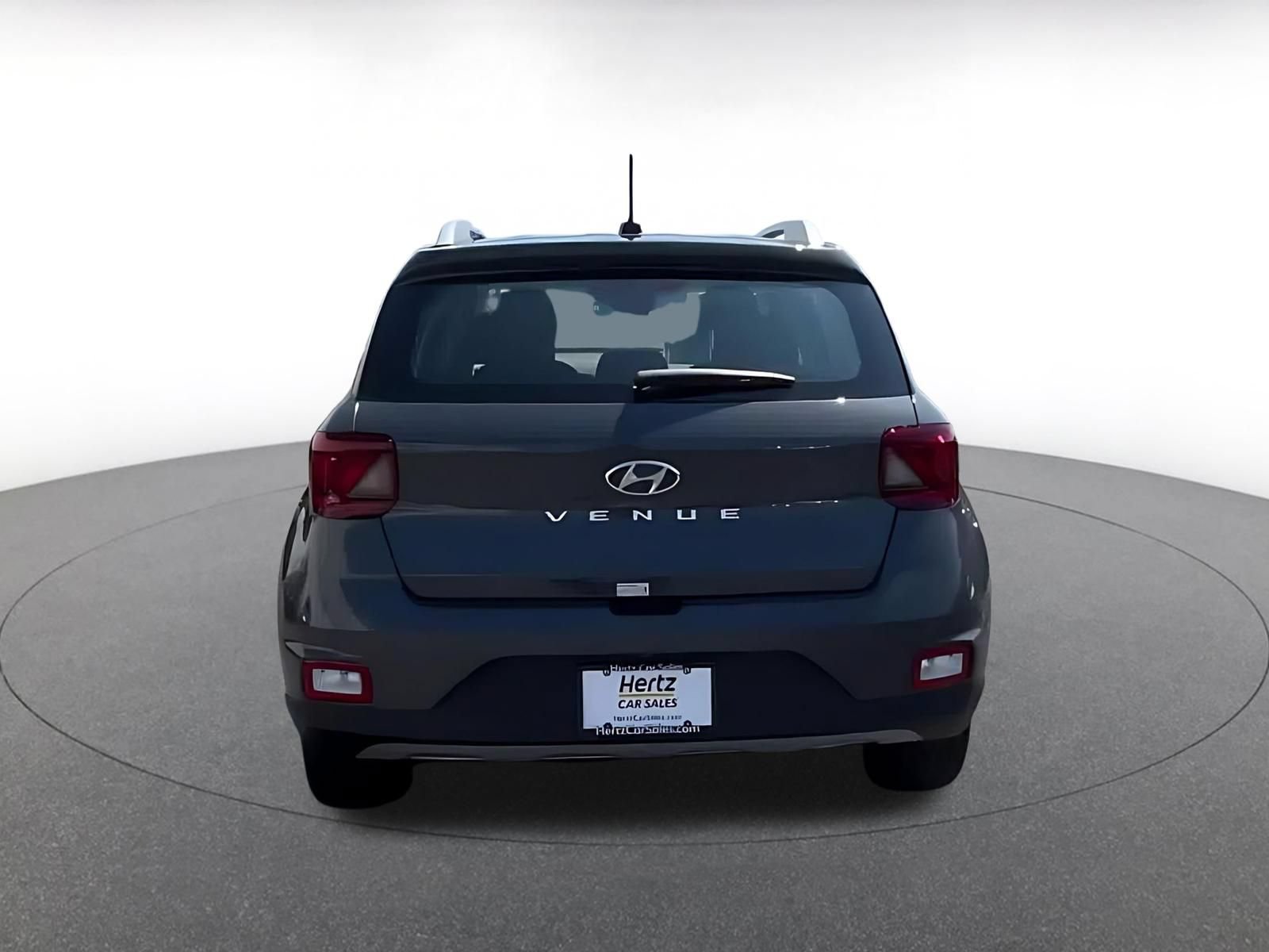 Used 2026 Hyundai Venue SEL FWD image 12