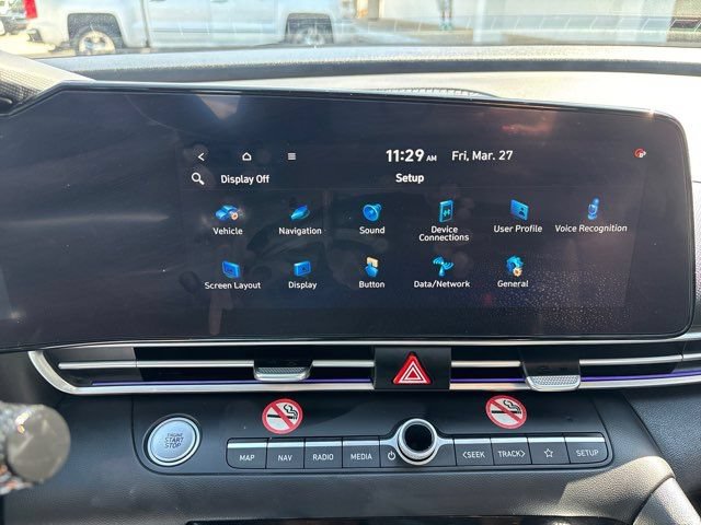 Used 2024 Hyundai Elantra Limited FWD image 26