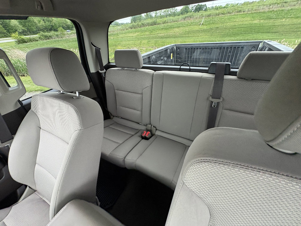 Used 2018 Chevrolet Silverado 1500 LT w/ All Star Edition AWD/4WD image 33
