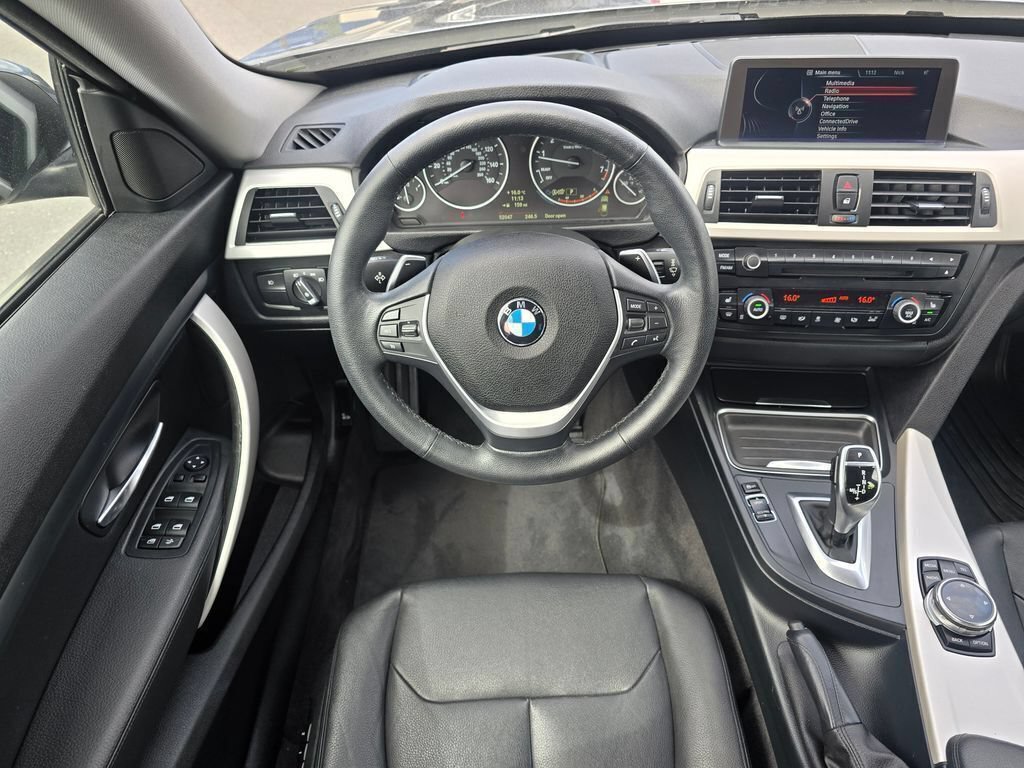 Used 2014 BMW 328i Gran Turismo xDrive AWD/4WD image 2