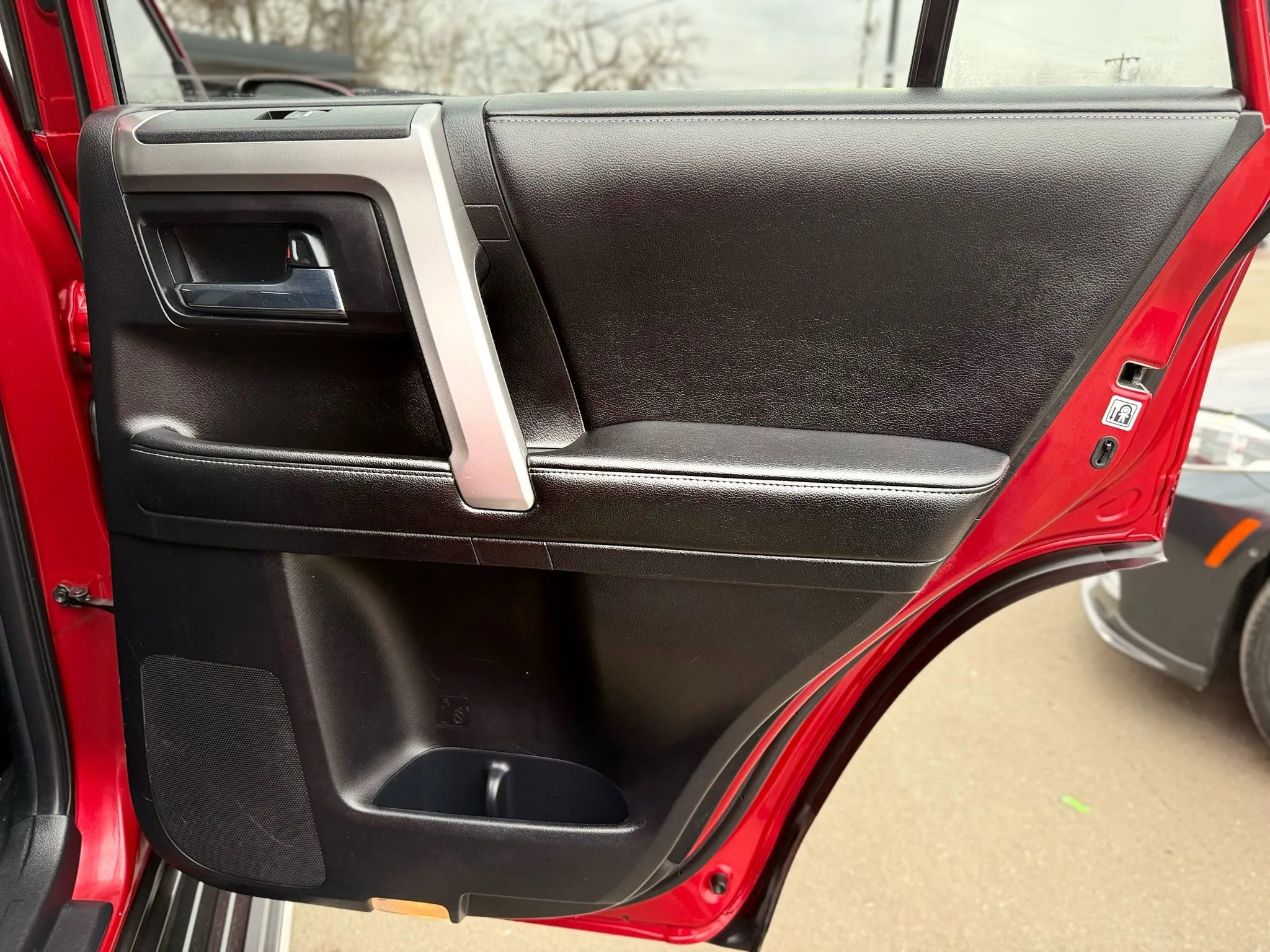 Used 2015 Toyota 4Runner SR5 image 22