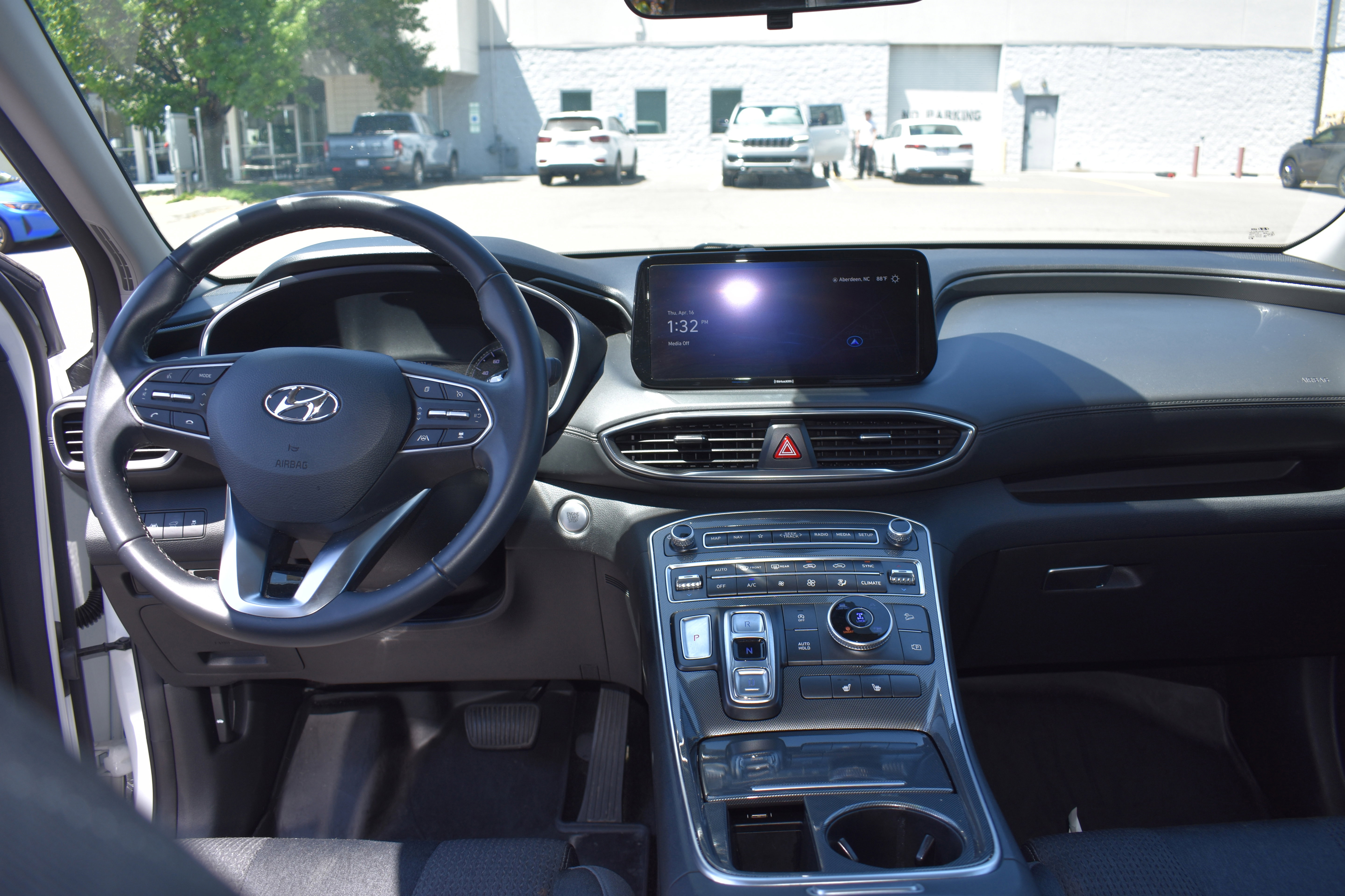 Used 2023 Hyundai Santa Fe SEL AWD/4WD image 31