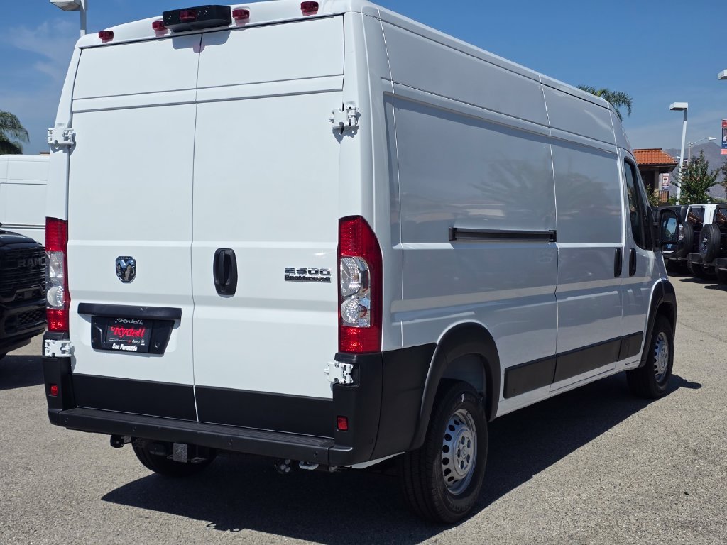 New 2026 RAM ProMaster 2500 w/ Advanced Safety Group FWD image 4