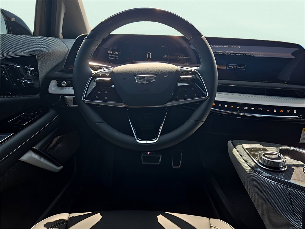 New 2025 Cadillac Optiq Sport 1 image 20