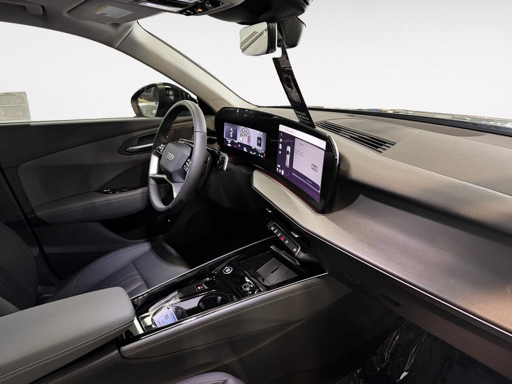 New 2026 Audi Q3 quattro 2.0T AWD/4WD image 9