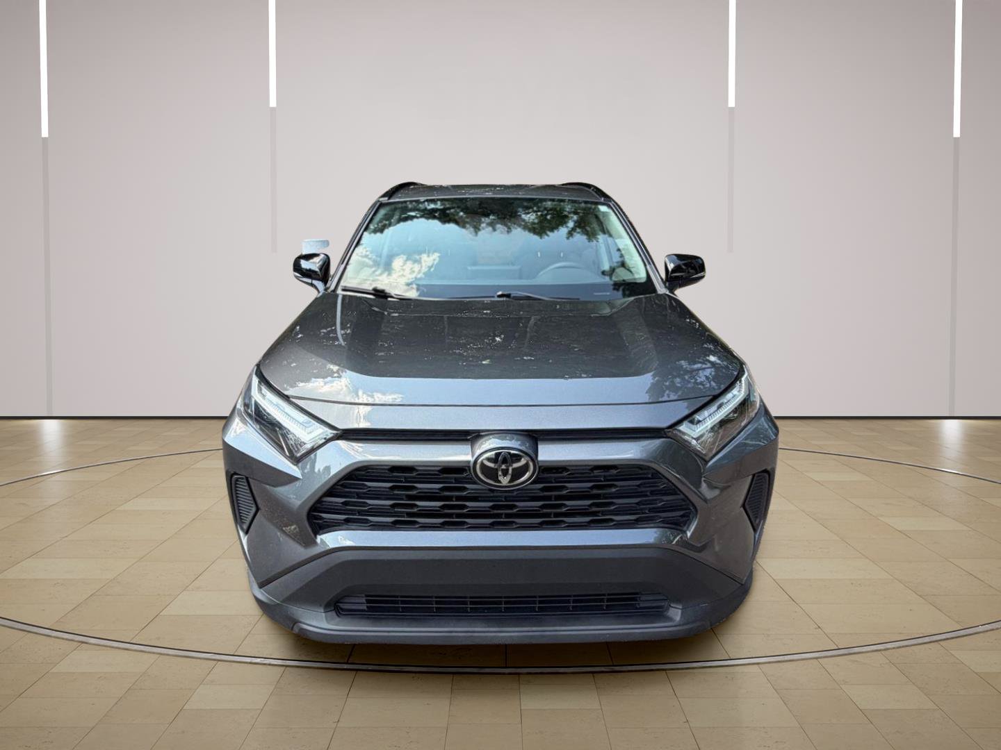 Used 2022 Toyota RAV4 XLE FWD image 9