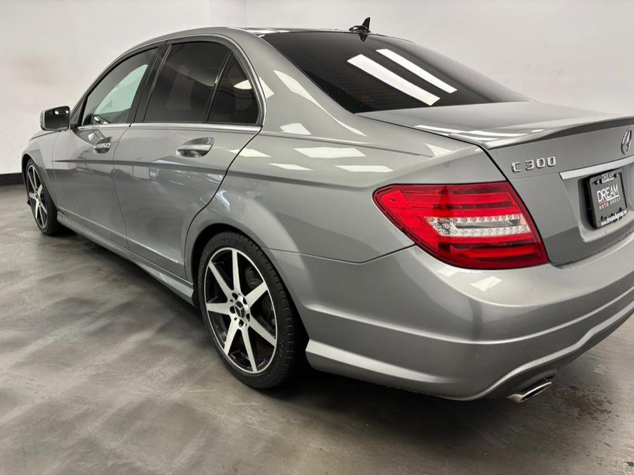 Used 2013 Mercedes-Benz C 300 Sport image 21