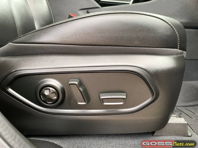 Certified 2025 Jeep Grand Cherokee L Limited w/ Black Appearance Package AWD/4WD image 7