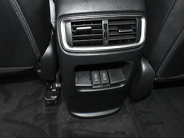 Certified 2021 Honda CR-V Touring image 16
