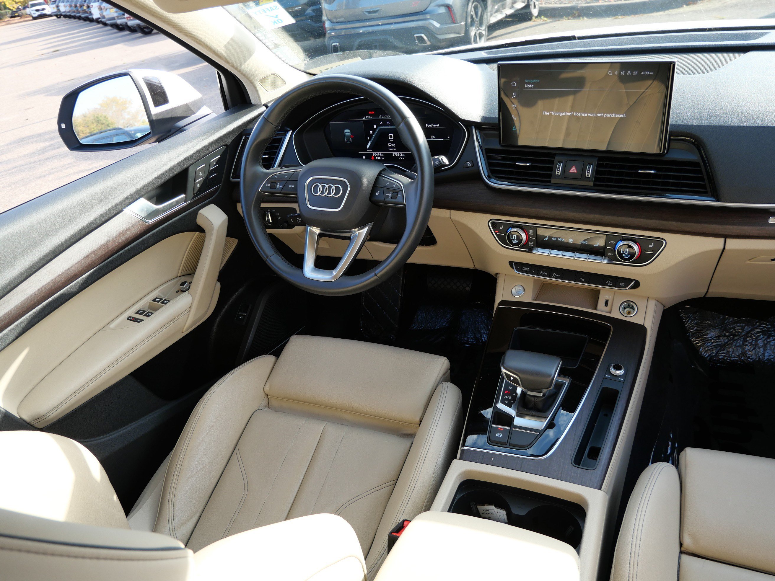 Used 2024 Audi Q5 2.0T Premium Plus AWD/4WD image 9