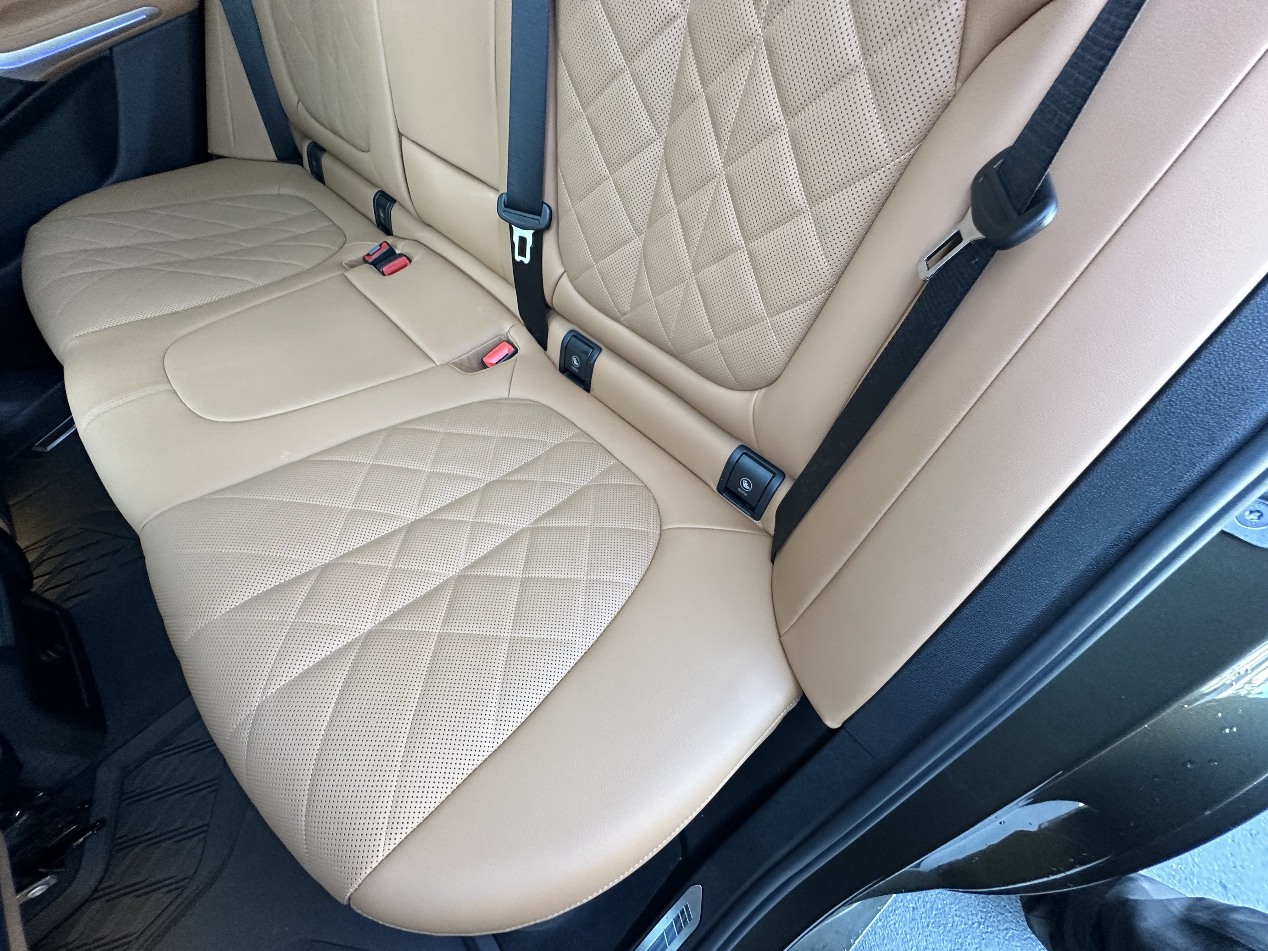 Used 2023 BMW X5 sDrive40i w/ M Sport Package RWD image 29