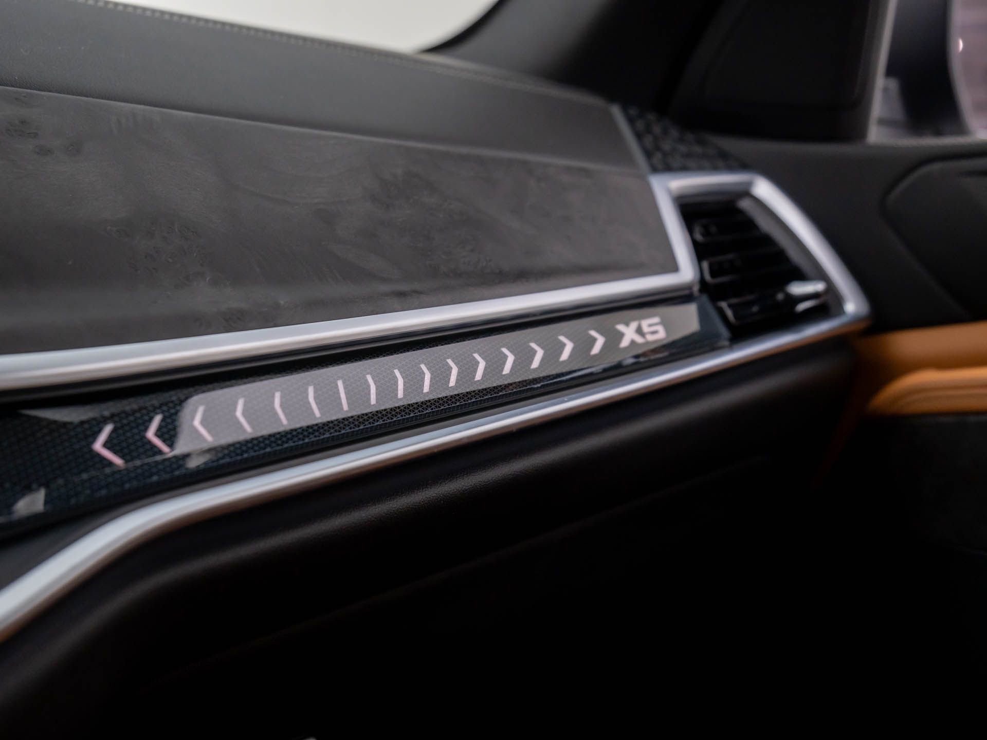 Certified 2024 BMW X5 xDrive40i w/ Parking Assistance Package image 28