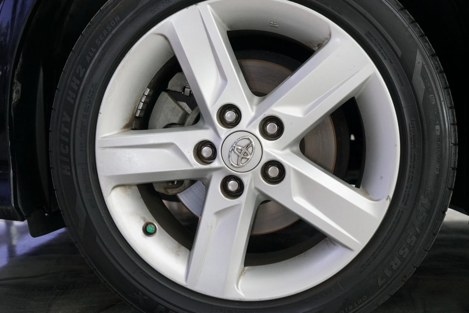 Used 2013 Toyota Camry SE FWD image 14