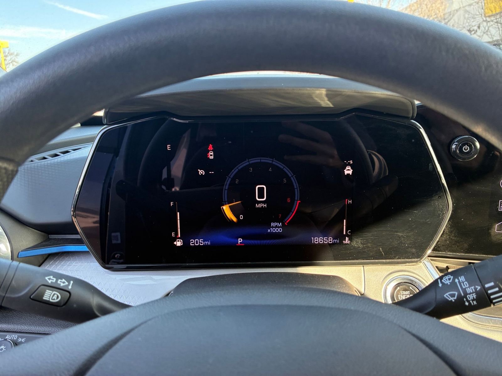 Used 2025 Chevrolet Trax LT image 38