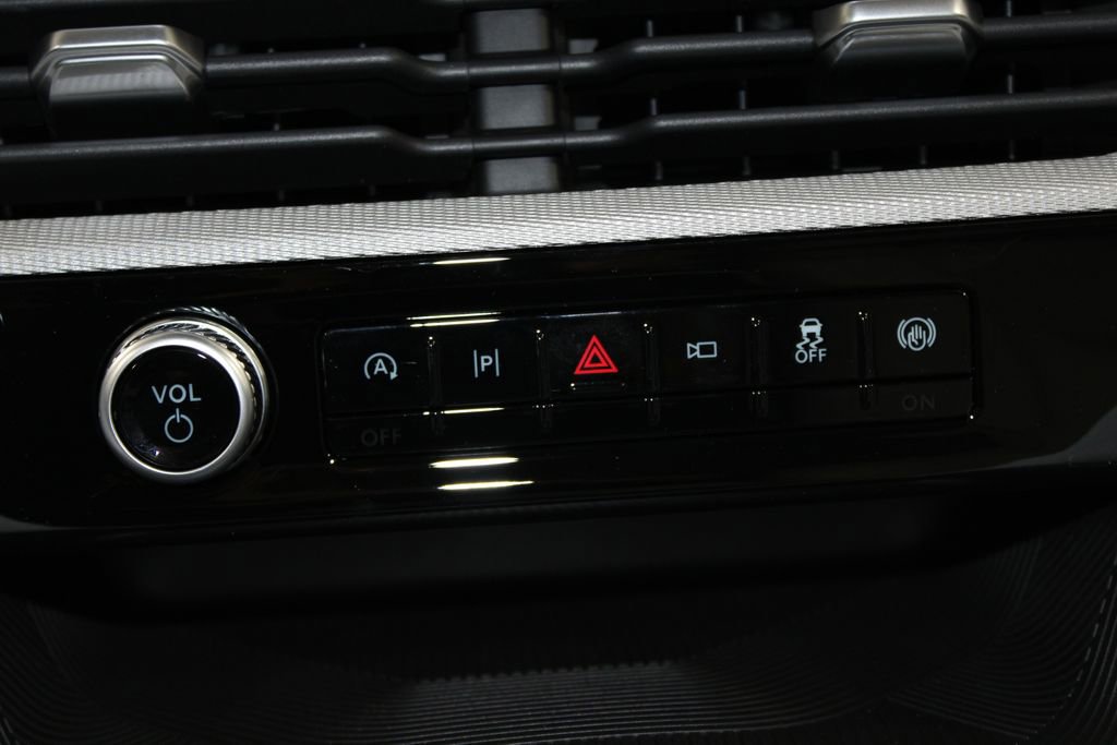 New 2026 Ford Explorer Active image 44