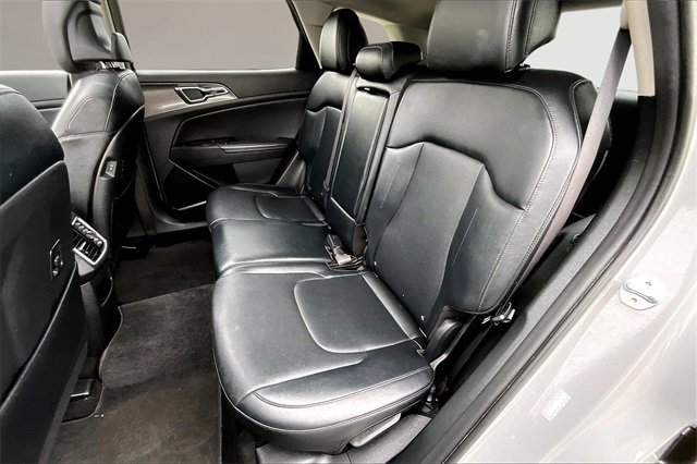 Used 2023 Kia Sportage SX image 19