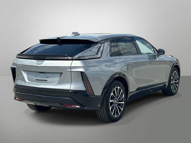 Used 2025 Cadillac Lyriq Sport AWD/4WD image 26