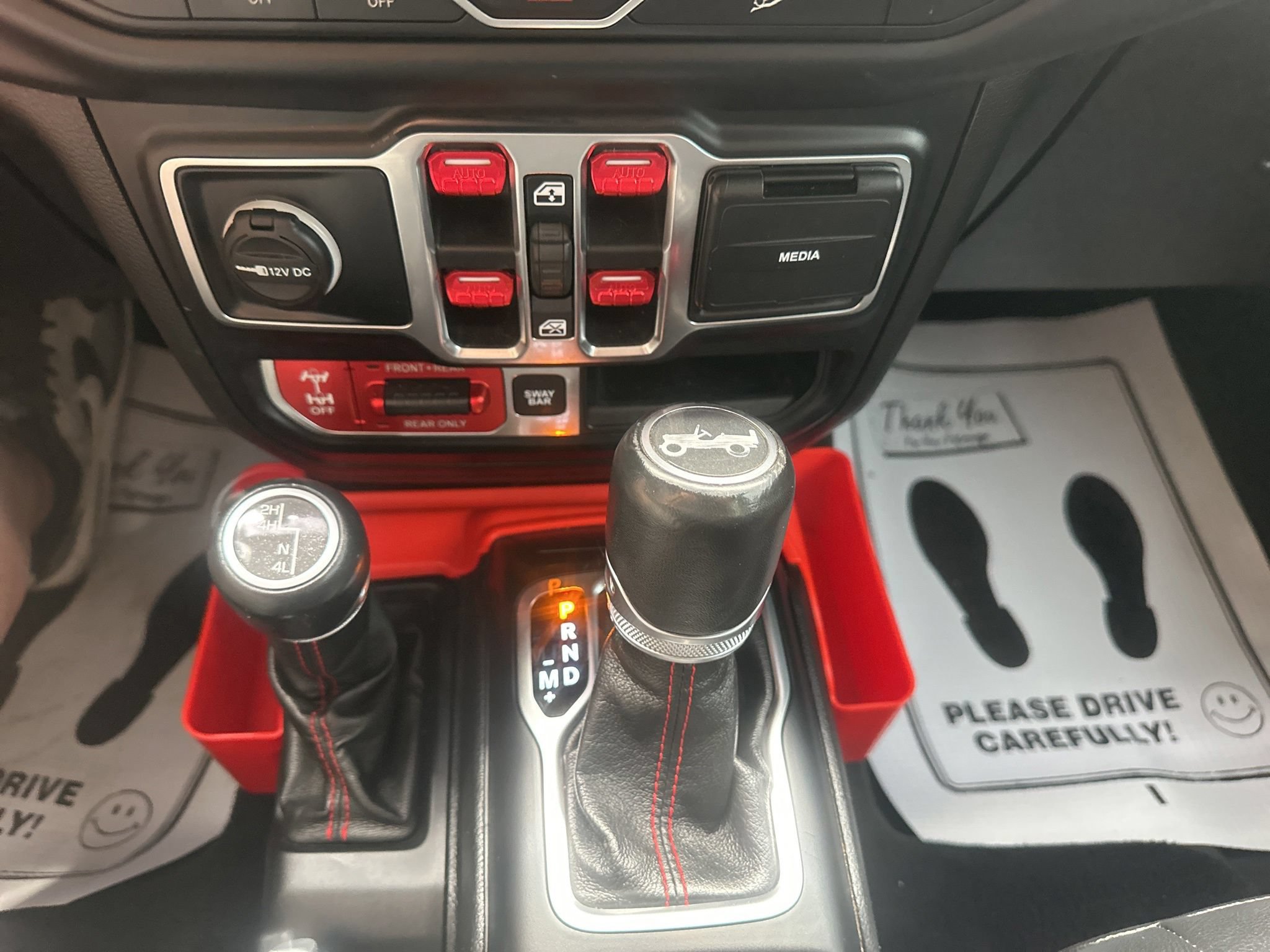 Used 2019 Jeep Wrangler Unlimited Rubicon AWD/4WD image 38